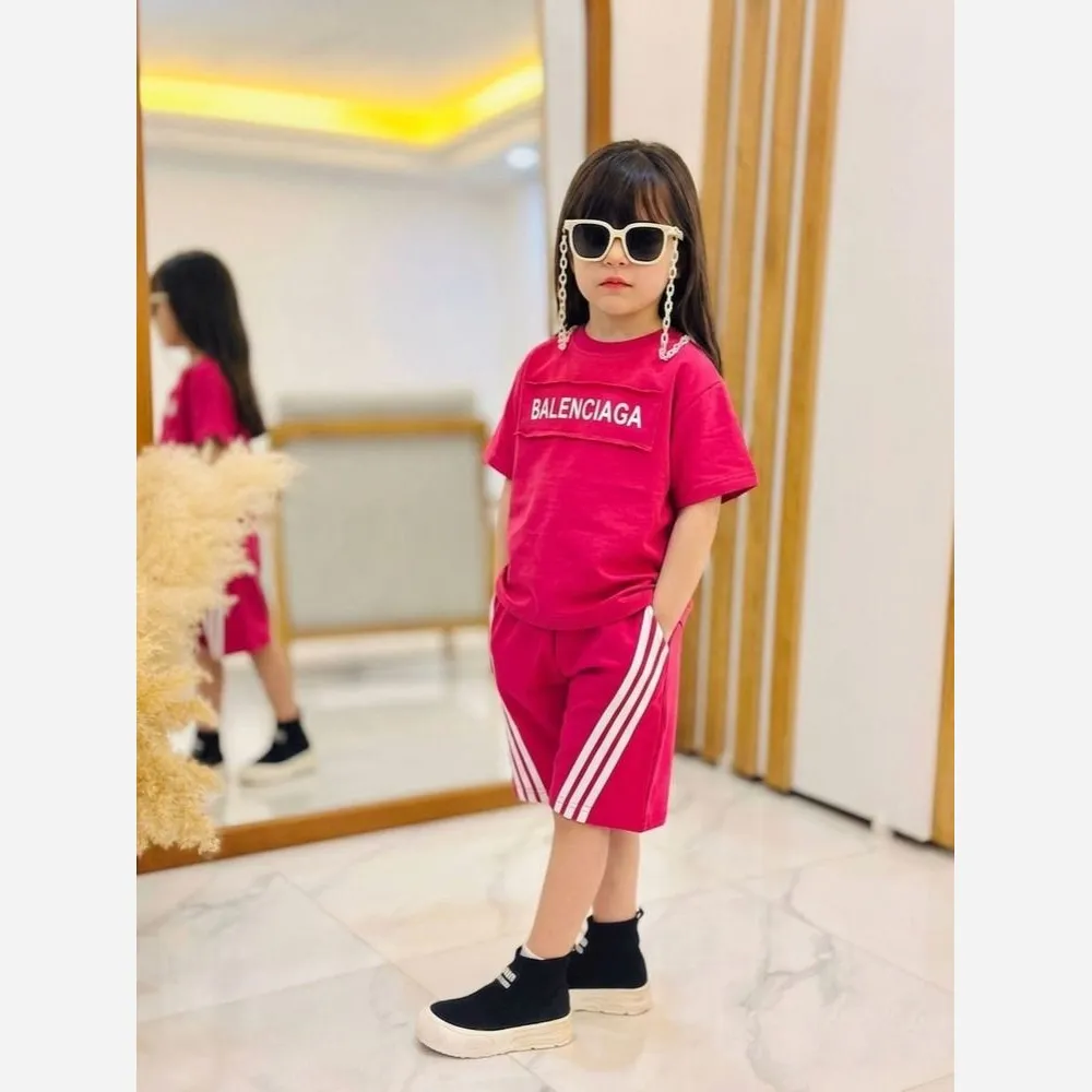 ست لباس بچگانه بالنسیاگا مدل راحتی 4 رنگ مناسب 2 تا 9 سال