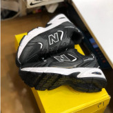 کفش نیوبالانس 530 مردانه زنانه مشکی سفید رویه پارچه تنفسی زیره پیو سبک راحتی طبی
